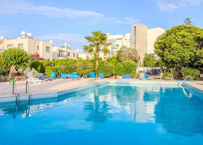 Avs Margarita Gardens * 파포스