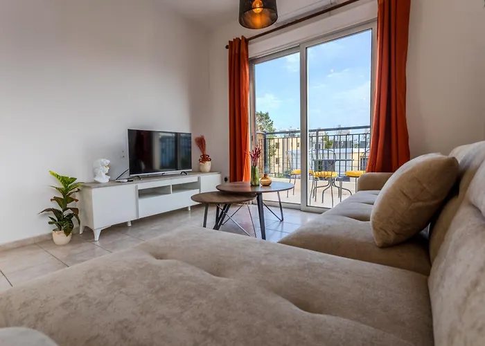 Avs Margarita Gardens アパート